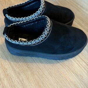 Sheln Booties Size 38 Platform